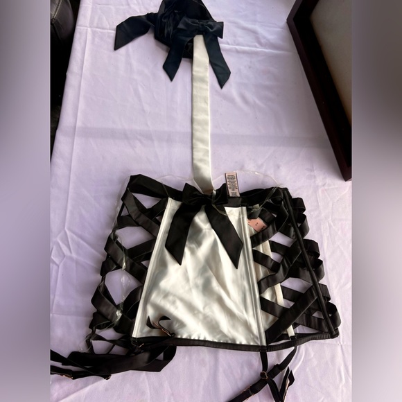New! Victoria’s Secret black and white Bow Topped Playsuit Lingerie NWT small - Picture 1 of 9